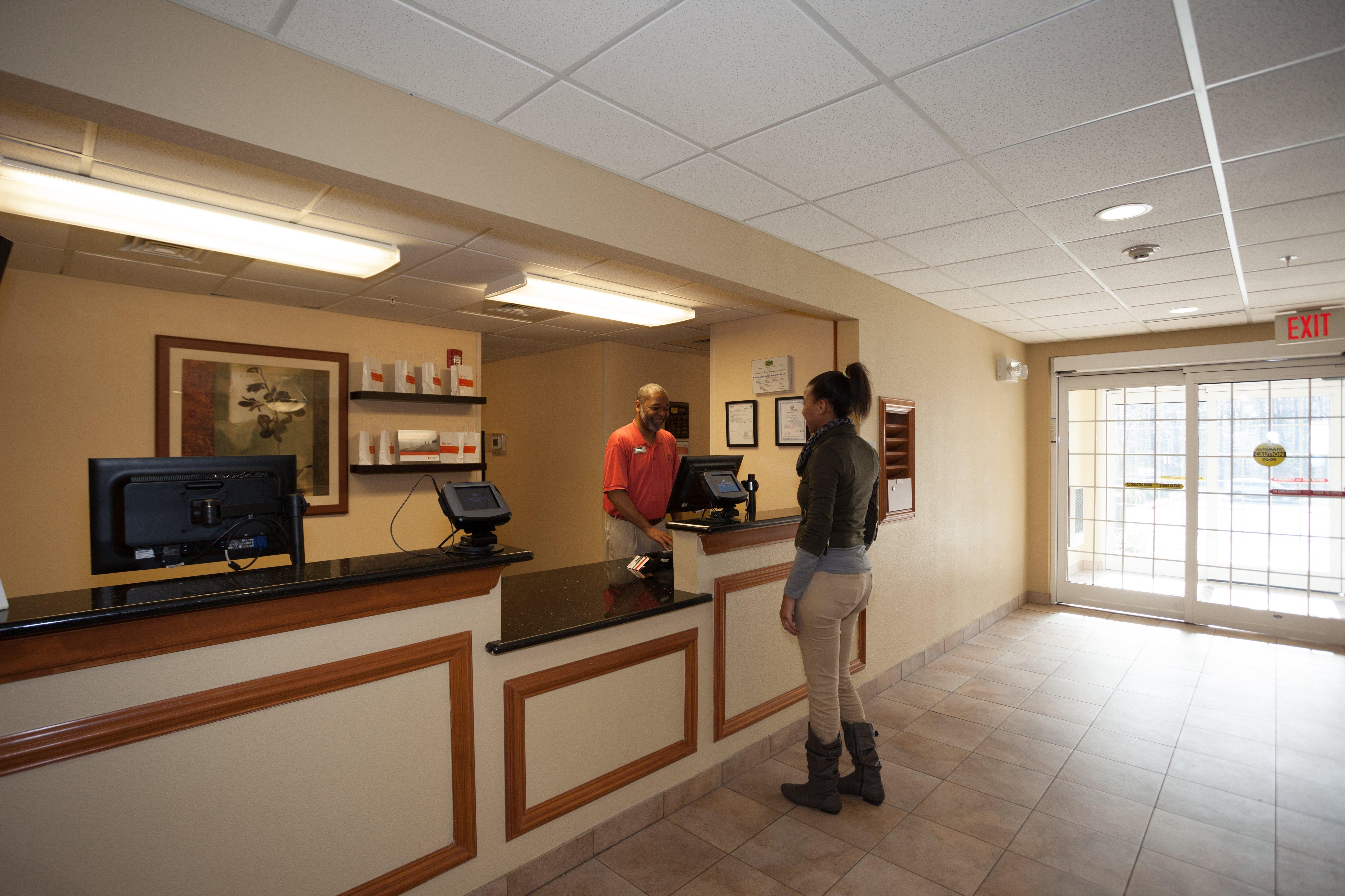 Candlewood Suites Richmond Airport By Ihg Сендстон Екстер'єр фото