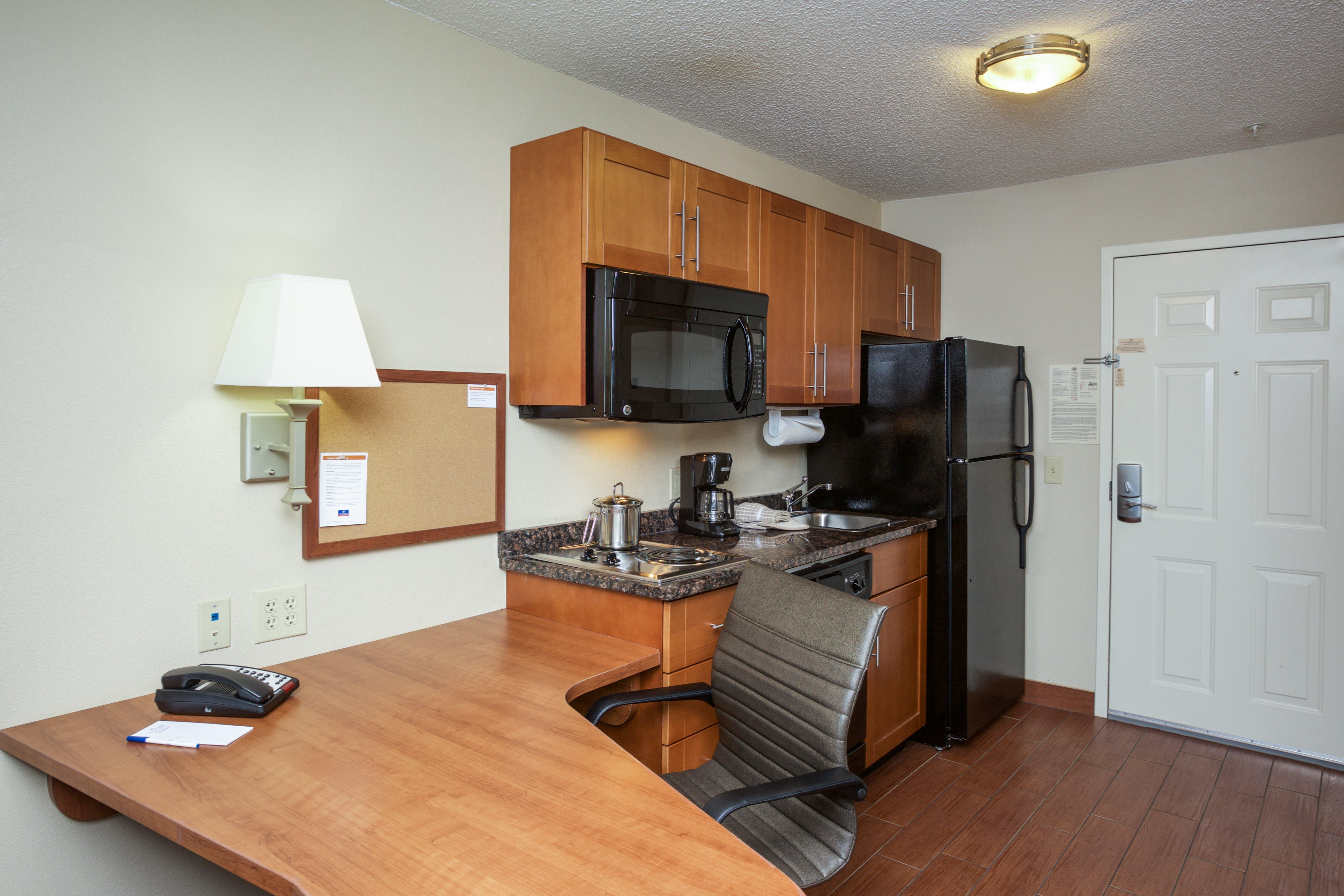 Candlewood Suites Richmond Airport By Ihg Сендстон Екстер'єр фото