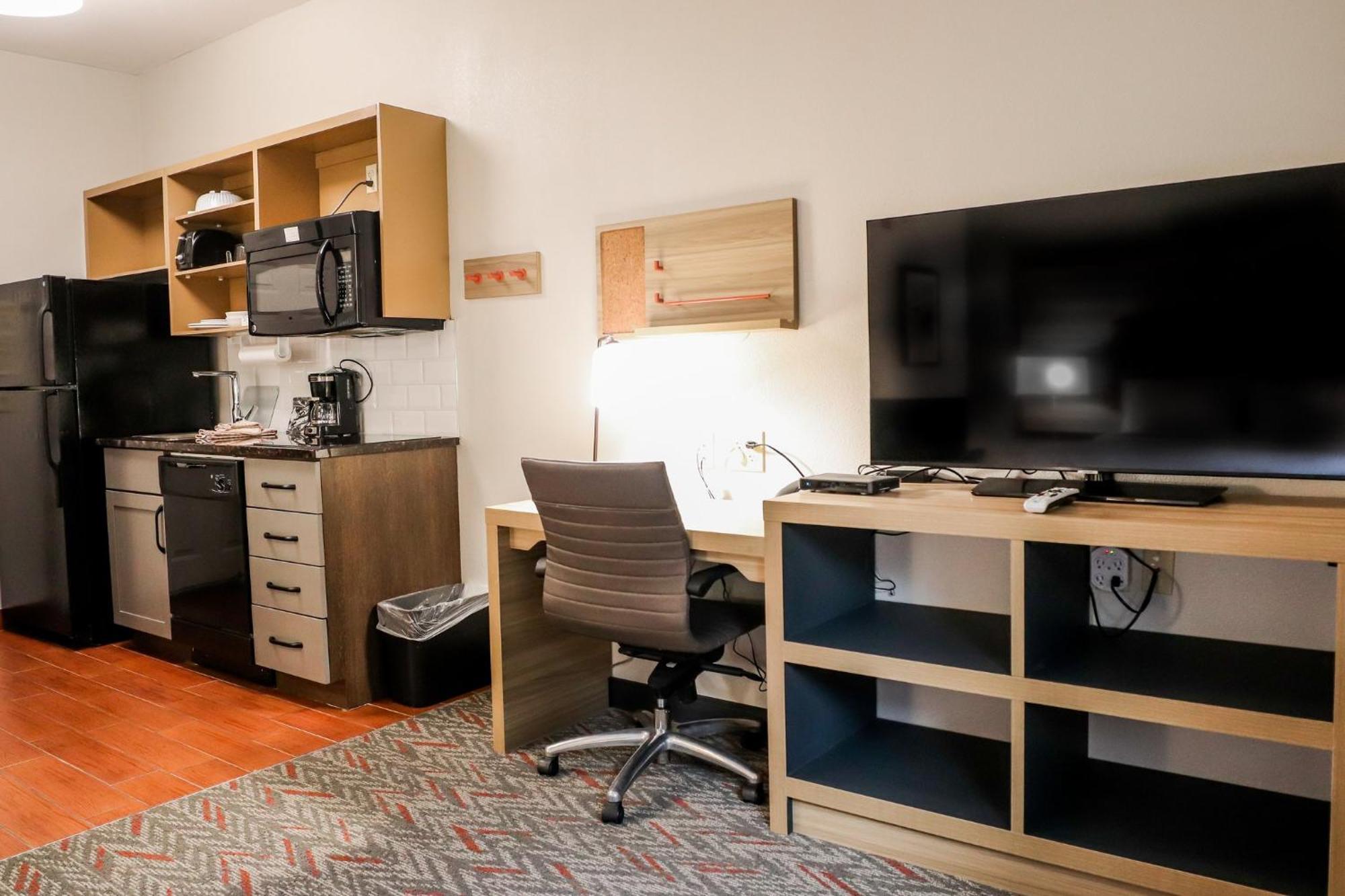 Candlewood Suites Richmond Airport By Ihg Сендстон Екстер'єр фото