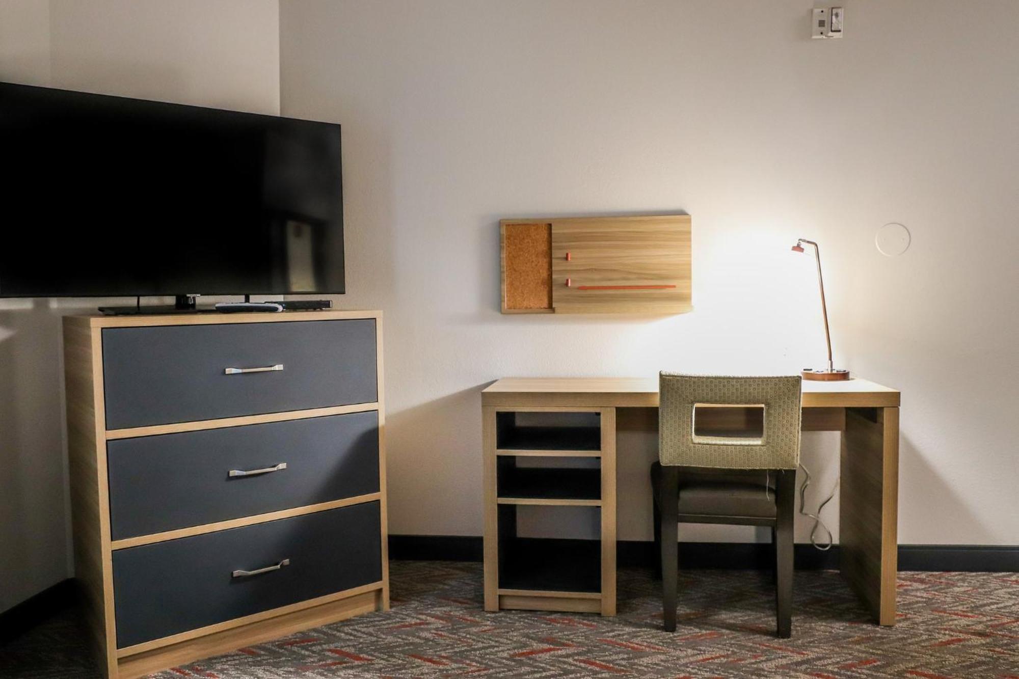 Candlewood Suites Richmond Airport By Ihg Сендстон Екстер'єр фото