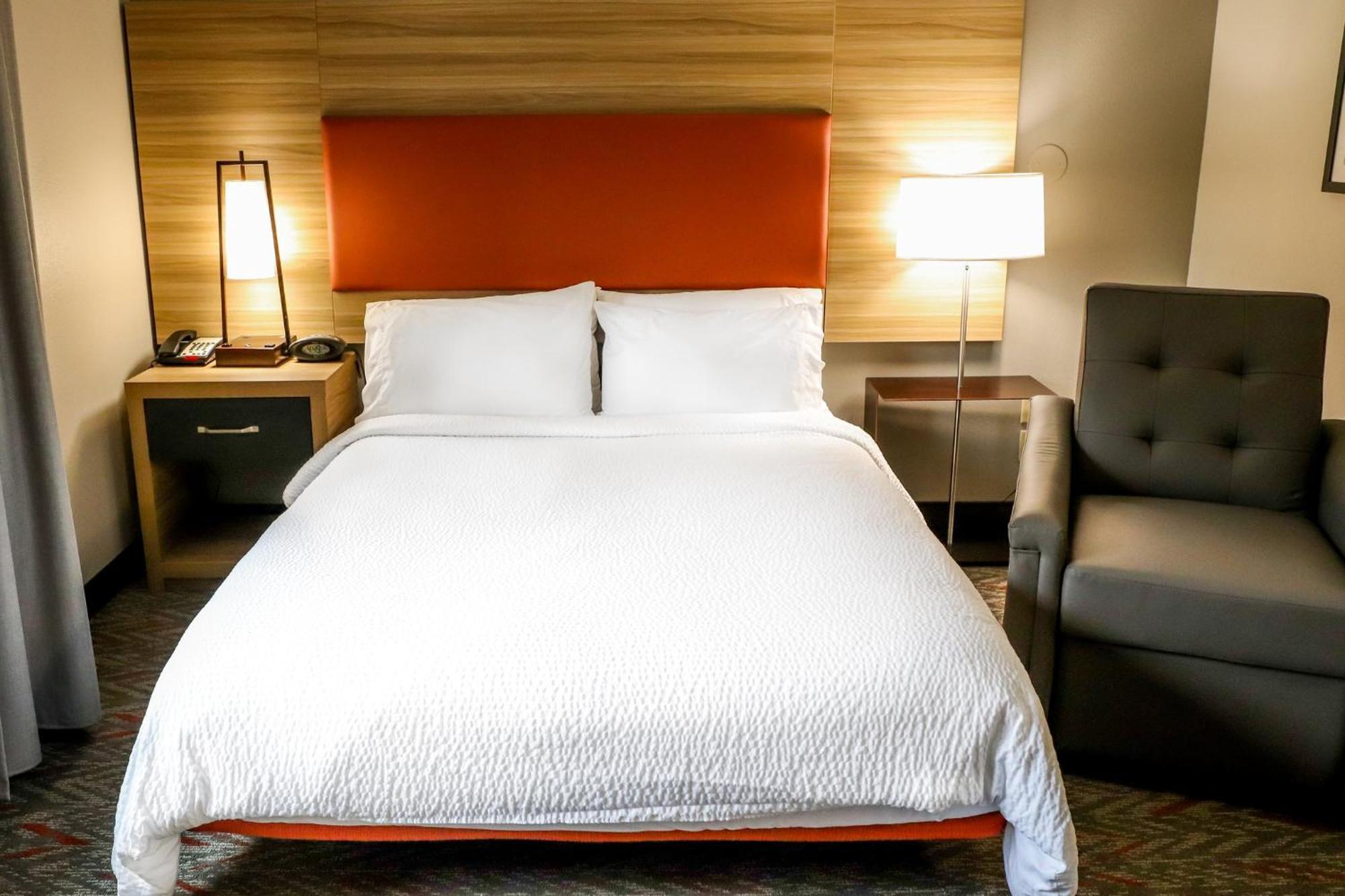 Candlewood Suites Richmond Airport By Ihg Сендстон Екстер'єр фото